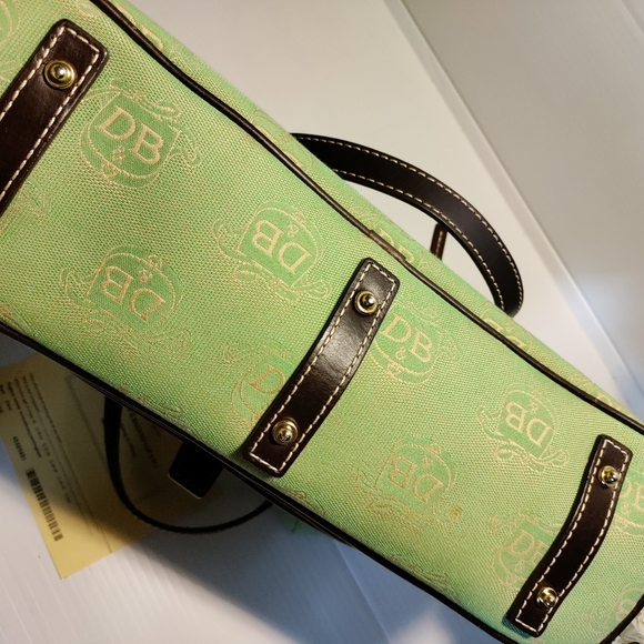 New Dooney &  Bourke 4 piece handbag set - Picture 7 of 9